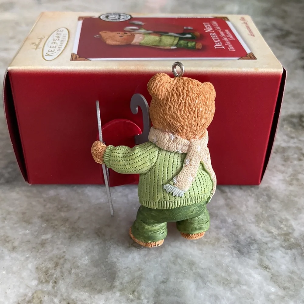 NEW Hallmark Ornament “Dexter Next: third in the snow cub club collection”